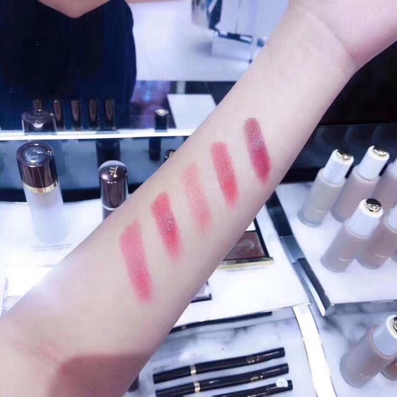 Tom Ford 5PC .Deluxe mini lip color sheer gift set - Picture 6 of 7